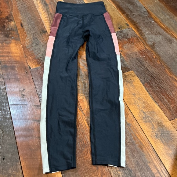 P.E Nation Colorblock Recycled Nylon Active Leggings Black Maroon Size XS - Picture 5 of 12